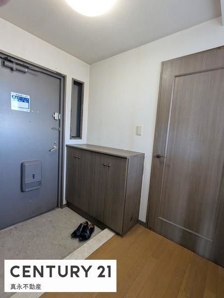 3LDK Apartment for Sale in Ogaki City, Gifu - Thumbnail 2