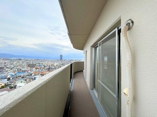 4LDK Apartment for Sale in Moriguchi, Osaka - Thumbnail 2