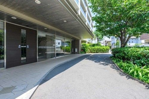 3LDK Apartment for Sale in Hiratsuka, Kanagawa - Thumbnail 2