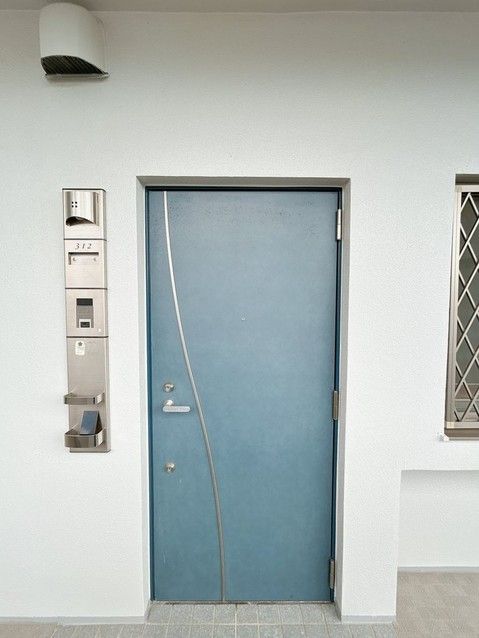 Renovated 2LDK Apartment 53m² in Shizuoka City - Thumbnail 2