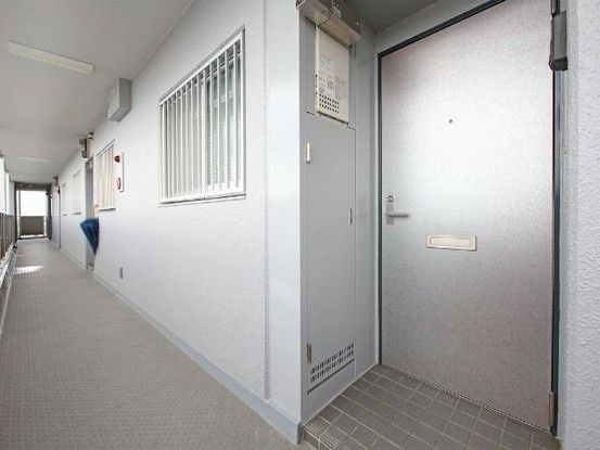 Gran Court Yasu 3LDK Apartment for Sale near JR Yasu Station - Thumbnail 4