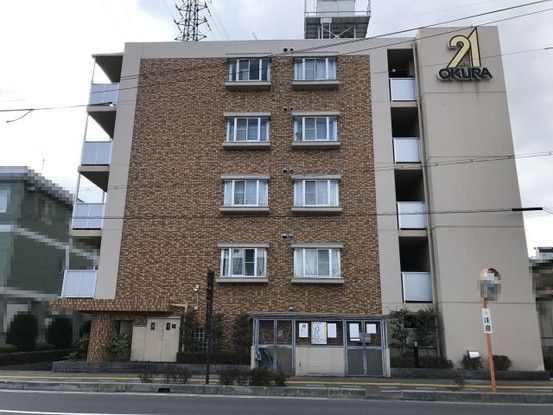 Gran Court Yasu 3LDK Apartment for Sale near JR Yasu Station - Thumbnail 2