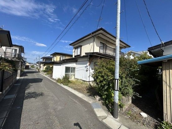 Renovated 5LDK House for Sale in Oshu City, Iwate Prefecture - Thumbnail 4