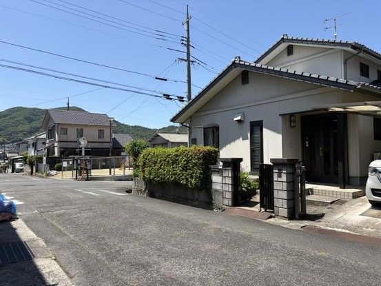 Detached House in Kure City, Hiroshima - 5SLDK, 123.39 sqm - Thumbnail 4
