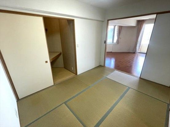 4SLDK Apartment for Sale Near Seishin-Chuo Station, Kobe - Thumbnail 4