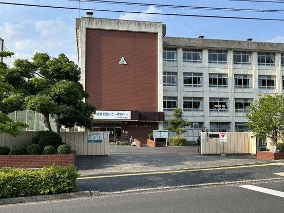 6DK Detached House for Sale in Asakita Ward, Hiroshima - Thumbnail 4