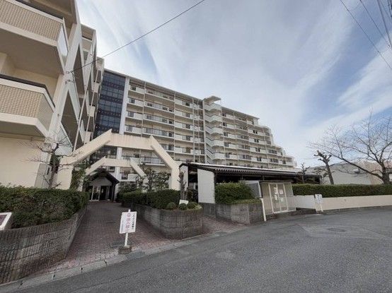 2LDK Apartment for Sale in Kusatsu, Shiga - 59.95 sqm - Thumbnail 2