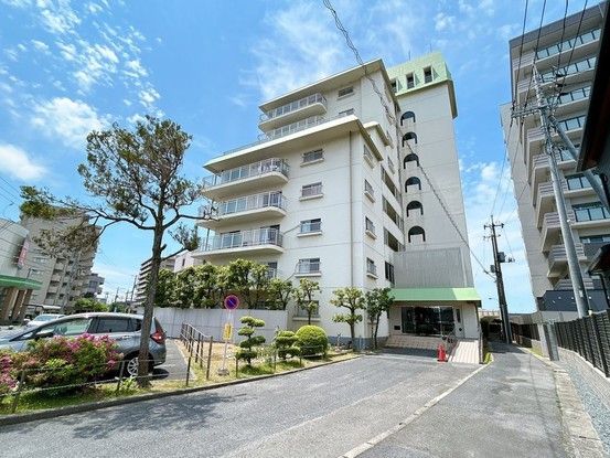 3LDK Apartment for Sale in Yonago, Tottori Near Goto Station - Thumbnail 2
