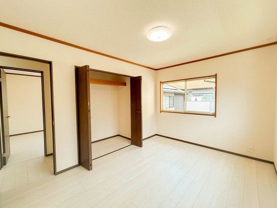 Renovated 4LDK House for Sale in Gotemba City, Shizuoka - Thumbnail 4
