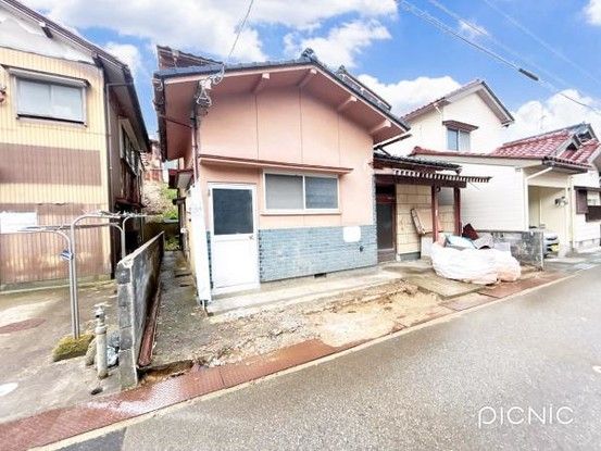 Renovated 3LDK Japanese House in Kanazawa with Seismic Work - Thumbnail 2
