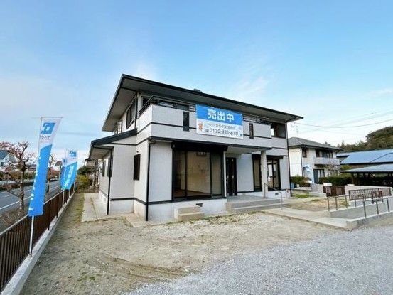 Renovated 5SLDK House in Miyazaki City with Large Lot - Thumbnail 2