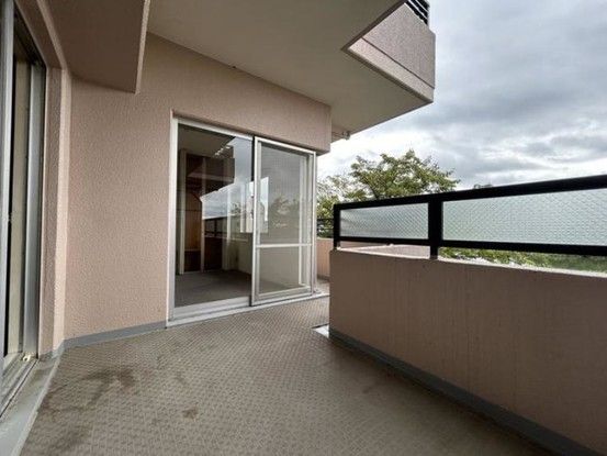 4LDK Apartment for Sale in Otsu City, Shiga - Lavest Otsu Sangokan - Thumbnail 2