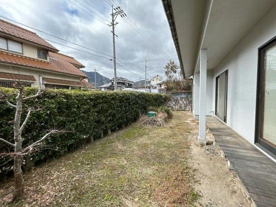 4LDK Renovated House for Sale in Asakita-ku, Hiroshima - Thumbnail 3
