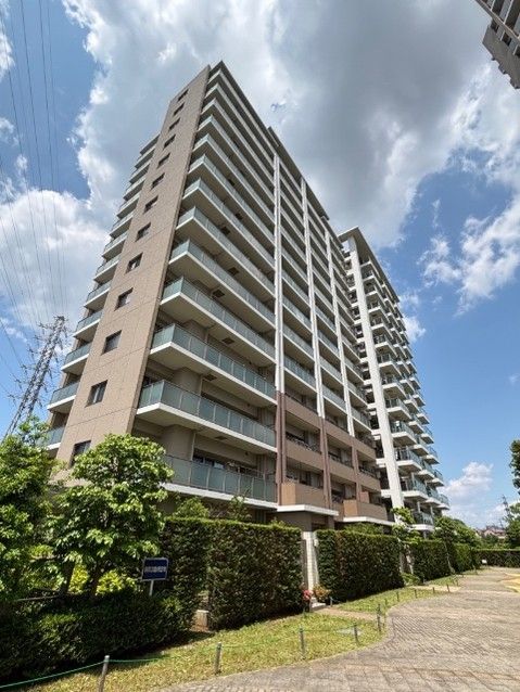 4LDK Apartment for Sale in Nagareyama, Chiba - Thumbnail 2