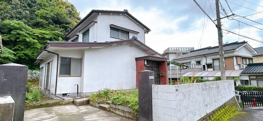 5DK Detached House in Ijiki, Kagoshima City for Sale - Thumbnail 2
