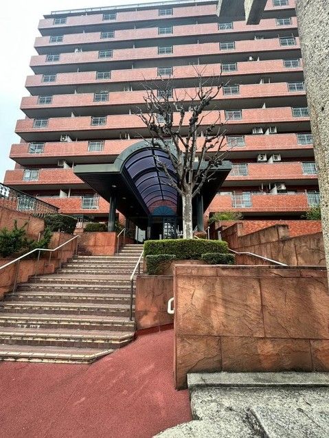 2LDK Apartment for Sale in Dogo Onsen, Matsuyama - Thumbnail 2