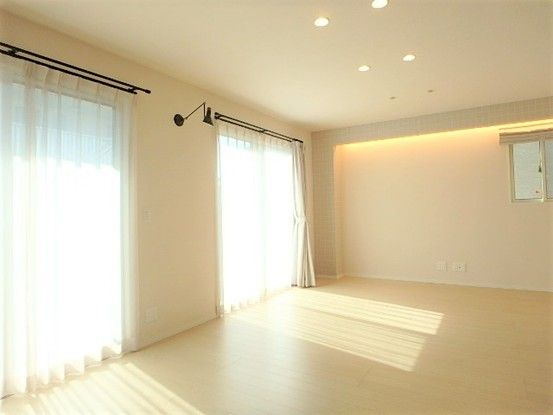 2SLDK House for Sale in Takamatsu, Kagawa - 106 sqm - Thumbnail 3