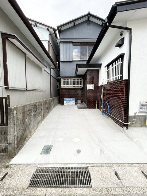 Renovated 3DK House in Kochi City, Kochi Prefecture - Thumbnail 2