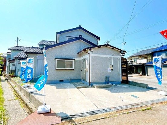 Renovated 3SLDK House for Sale in Imizu City, Toyama - Thumbnail 3