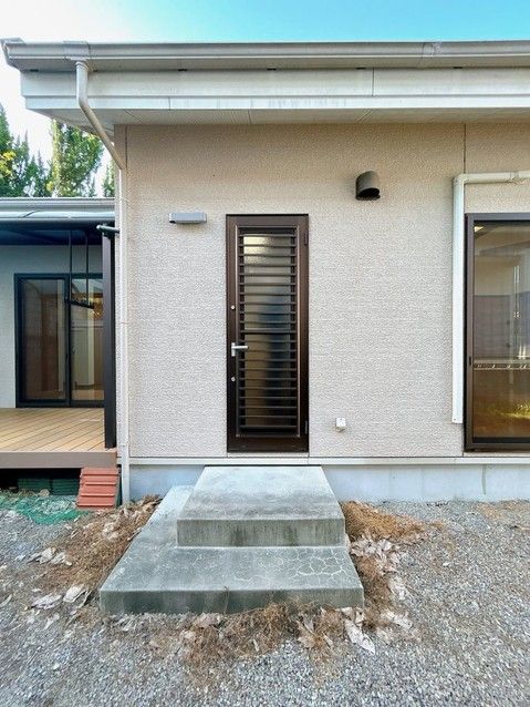 Renovated 2SLDK House in Niihama, Ehime with Parking - Thumbnail 4