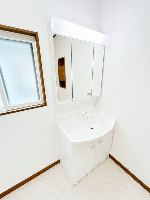 Renovated 3LDK House on 478 sqm Lot in Kamaishi, Iwate - Thumbnail 3