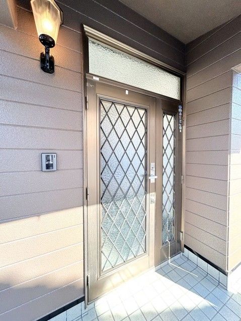 Renovated 3LDK House Near Umenomoto Station in Matsuyama - Thumbnail 4