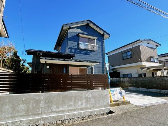 Renovated 3LDK House in Toyama City Near Kaihatsu Station - Thumbnail 2
