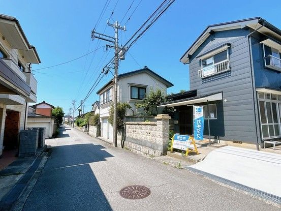Renovated 3LDK House in Toyama City Near Kaihatsu Station - Thumbnail 3