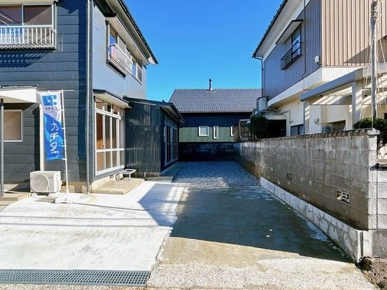 Renovated 3LDK House in Toyama City Near Kaihatsu Station - Thumbnail 4