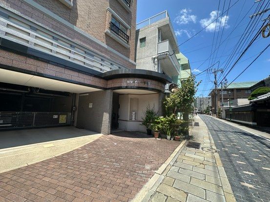 3LDK Apartment for Sale in Nagasaki City, Nagasaki Prefecture - Thumbnail 2