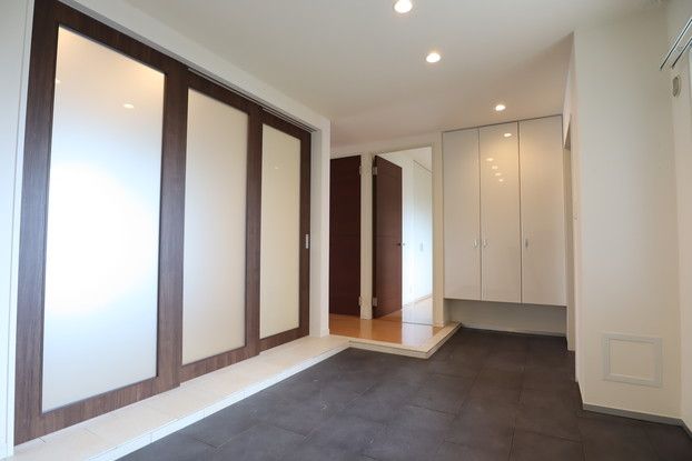 2LDK Apartment for Sale in Karatsu, Saga - 85.98 sqm - Thumbnail 4
