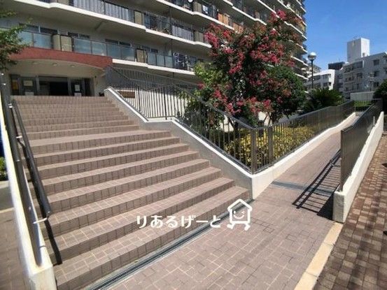 Nakanokita Sky Heights 2LDK Apartment for Sale in Osaka - Thumbnail 4