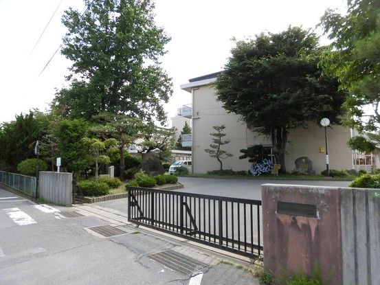 4LDK Renovated House for Sale Near Murai Station, Matsumoto - Thumbnail 3
