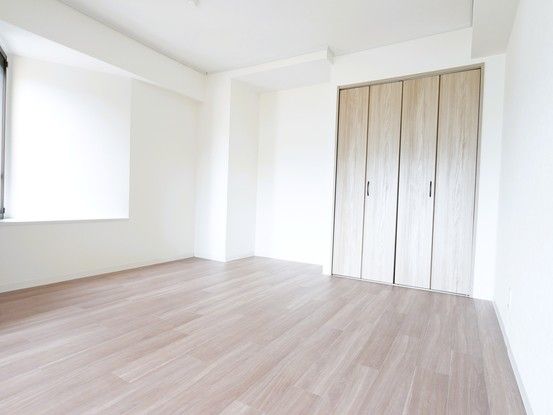 3LDK Apartment for Sale in Hiroshima's Higashi-ku, 82.88m² - Thumbnail 4