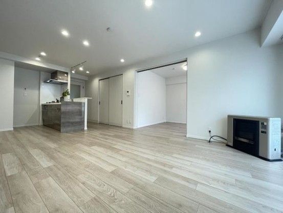 3LDK Apartment for Sale in Kita Ward Sapporo near Shinkotoni Station - Thumbnail 4