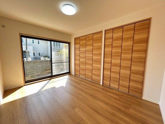 4LDK Renovated House for Sale in Takarazuka, Hyogo - Thumbnail 3