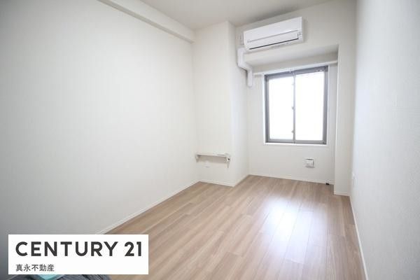 Top Floor 3LDK Apartment for Sale in Ogaki, Gifu - Thumbnail 3