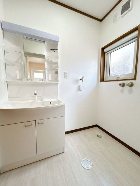 Renovated 4LDK House for Sale in Morioka, Iwate - Thumbnail 3