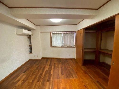6DK RC House for Sale in Tomigusuku, Okinawa - 177m² - Thumbnail 4