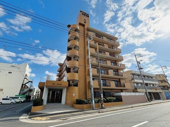 2LDK Apartment for Sale in Naka-ku, Hiroshima | 59.72m² - Thumbnail 3