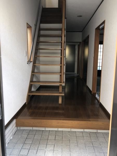 5LDK House for Sale in Yawata, Osaka - 123.66 sqm - Thumbnail 3