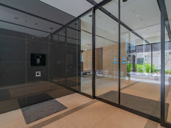 2LDK Apartment for Sale in Nihonbashi Hamacho, Chuo-ku, Tokyo - Thumbnail 4