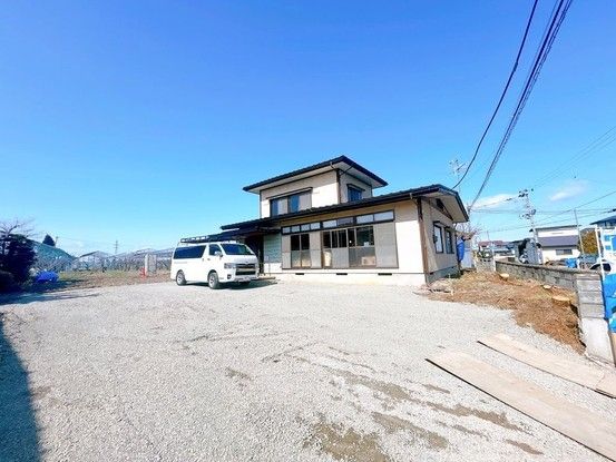 5LDK Renovated House for Sale in Tendo City, Yamagata - Thumbnail 2