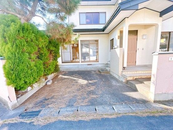 4LDK Detached House in Yamagata City with Renovation - Thumbnail 2
