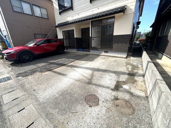 Renovated 5LDK House Near Tsunoi Station in Tottori - Thumbnail 3