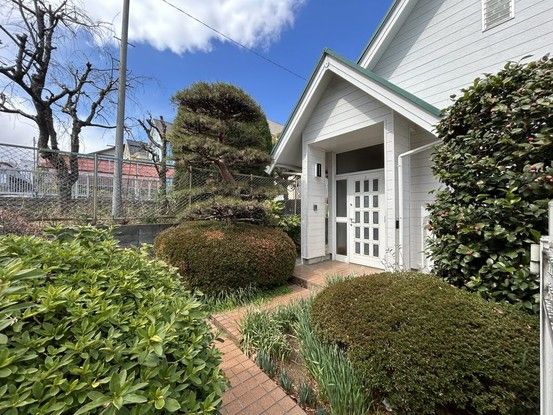 Renovated 4LDK House in Kōshi City with Mt. Fuji View - Thumbnail 2