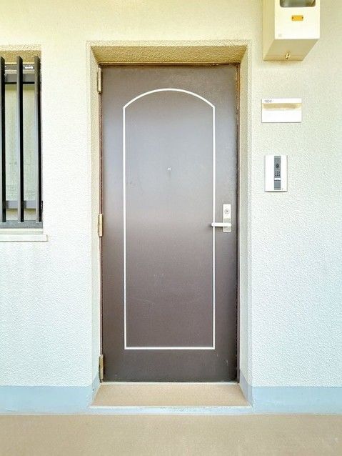 Renovated 3LDK Apartment for Sale in Nagasaki City - Thumbnail 2