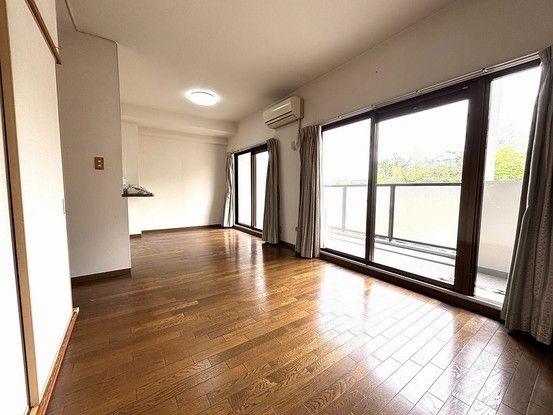 3LDK Apartment for Sale in Nara City, Nara Prefecture - Thumbnail 2