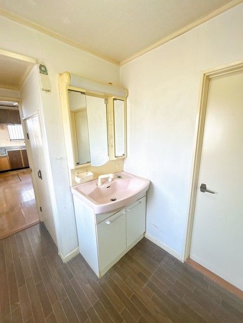 Renovated 4LDK House in Koga, Ibaraki - 122.55 sqm - Thumbnail 3