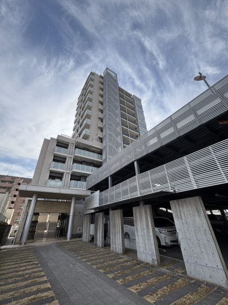 3LDK Apartment for Sale in Toyota City, Aichi | T Stage Shimoshijo - Main Image